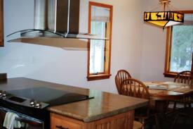 Phillips House | Hidden Valley Inn & Resort ~ Trillium