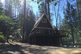Twain Harte Cabin | Miller Chalet