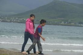 Ballyferriter House | Le Chéile Seaside Cottage, 3 minute walk to beach