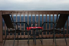 Mentone Cabin | Cupid’s Escape at Cupid’s Crest Cabins