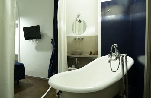 Rione VII Regola Hotel | Piazza Farnese Luxury Suites