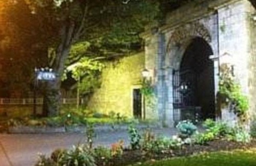 Trim Hotel | Castle Arch Hotel