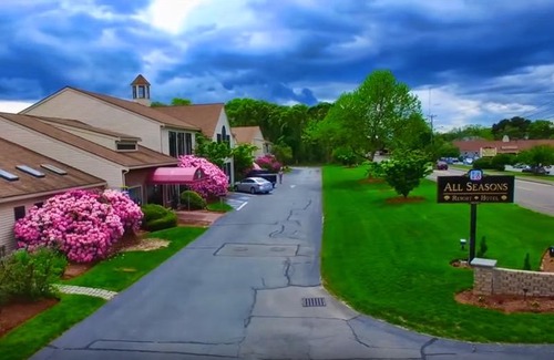 South Yarmouth Hotel | All Seasons Resort