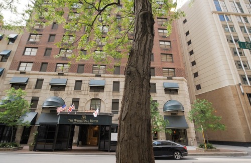 Near North Side Hotel | The Whitehall Hotel