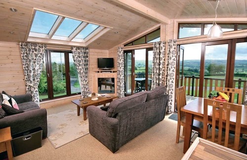 Llanfair Caereinion Cabin | 3 bedroom accommodation in Llangadfan, Welshpool