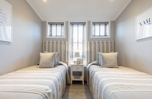 St. Florence Cabin | 3 bedroom accommodation in St Florence, Tenby