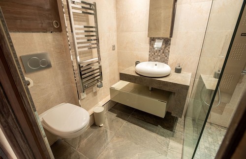 Meribel Centre Apartment | Grands Sorbiers 6: premium apt route de la Renarde