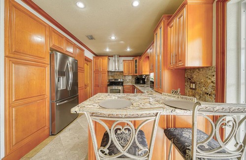 Westchester House | Gated Miami pool house