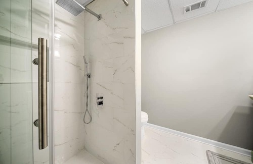 Douglasville House | Beautiful downstairs unit near six flags