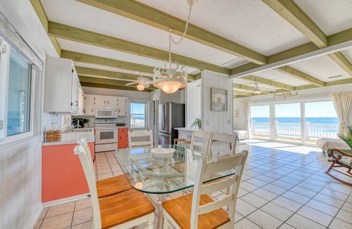 Inlet Harbour House | Oceanfront, Four BedroomThree Bathroom (Ground Level space)
