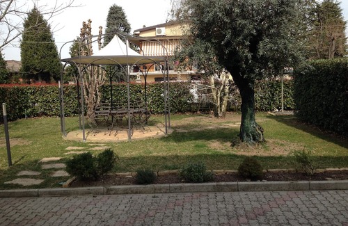 Piumazzo Apartment | Cozy whole apartment in quiet area with indoor car parking.