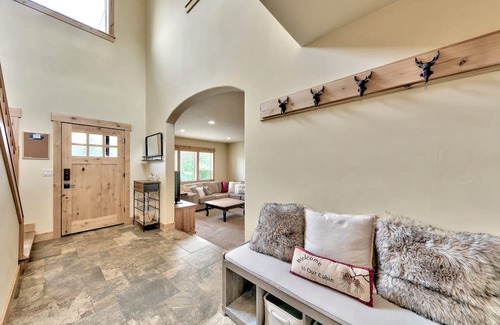 Mountain View Estates House | 1376MD.4 Bedroom Mountain Contemporary Home Views, Quiet & Peaceful Retreat