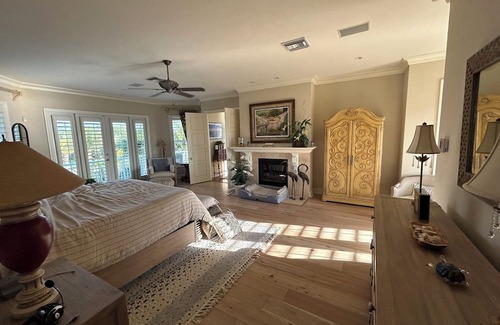 Captiva House | The best of both worlds. Gulf & Roosevelt Channle Views, Kayaks, Bikes, Dock etc
