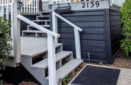 Plaza Midwood House | Beautiful bungalow near Uptown & Pets welcome! Sleeps 6!