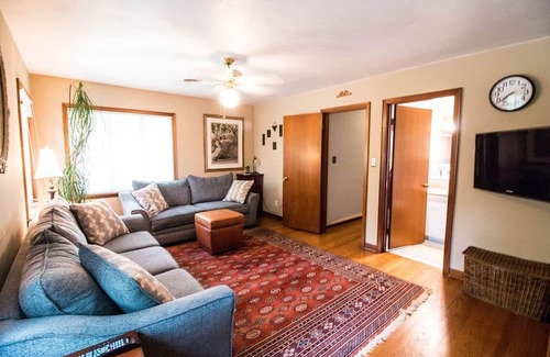 Dayton House | CLASSIC RANCH...PERFECT FOR FAMILY GATHERING