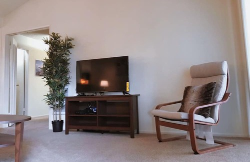 Rowland Heights Apartment | 优妈小屋 cozy quiet 1B1B APT close to DTLA & Disney