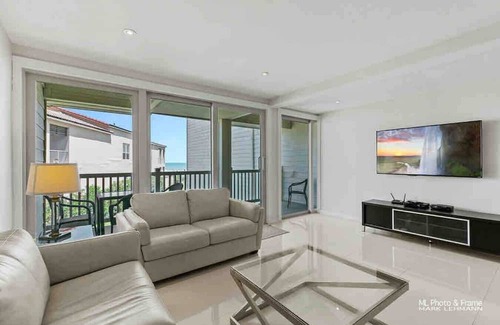South Padre Island Condo | Bahia Mar Resort Beautiful Beachfront Condo