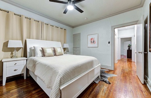 Lincoln Terrace House | Entire Lincoln Lodge–by OU Med, Bricktown, Arena