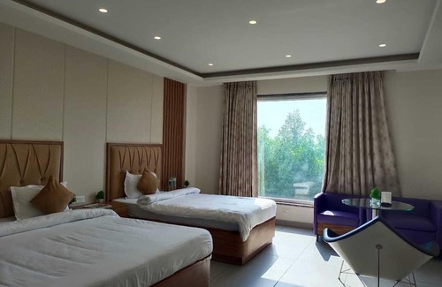 Rohtak Hotel | THE PRINCE ZENQ XPRESS RESORTT ROHTAK