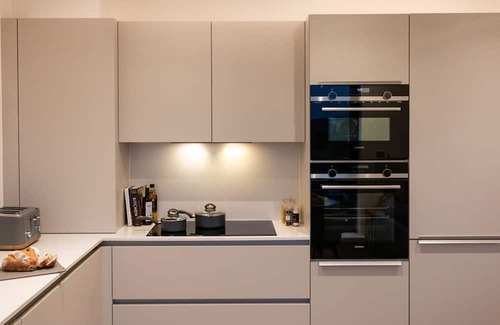 Broadstairs Apartment | Luxury Ocean North Foreland Golf View By Adliv