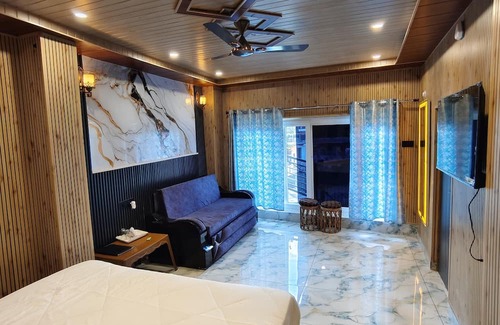 Kausani Hotel | Hotel Mystic Mountain Kausani