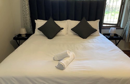 South Durban House | Palm Haven on Sarnia