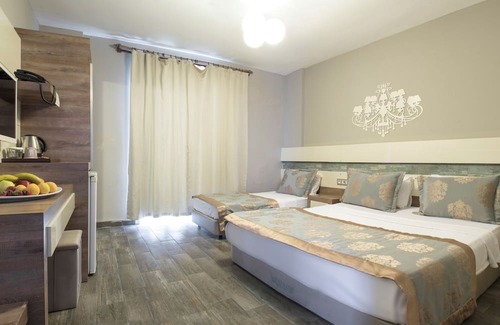 Mezetli Resort | Doramar Resort Aqua Tatilkoyu