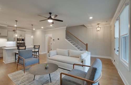 Madison House | Townhome in charming Town Madison