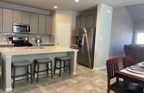 Atascocita House | Huge family friendly 2 story house with 4 large bedrooms in Atascocita!