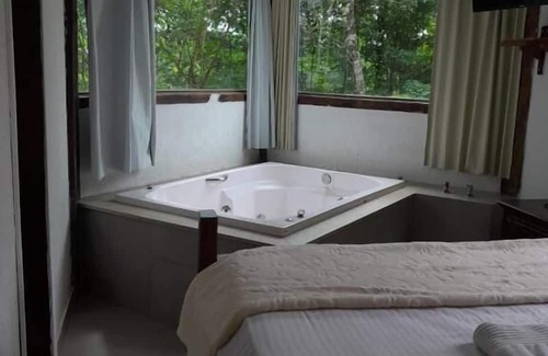 Sao Sebastiao das Aguas Claras Hotel | Pousada Canto da Lua - Macacos