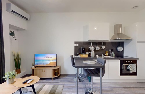 Vinay Apartment | Magnificent T2 in the heart of Vinay