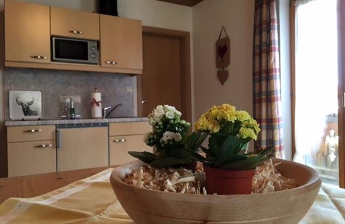 Wallgau Apartment | "No. 2" apartment 1 bedroom, shower, WC - Neuner, Gästehaus Ulrich