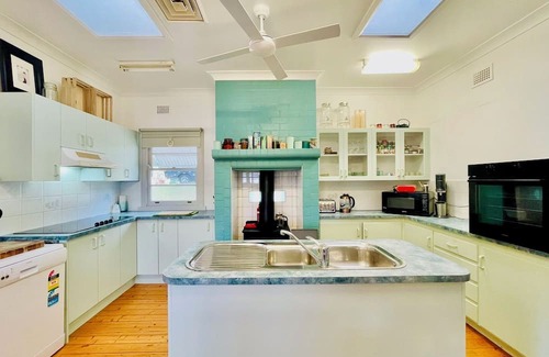 Wagstaffe Cottage | Amaroo in Wagstaffe, original 50’s coastal cottage