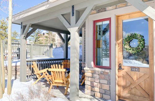 Silvercreek Condo | Lucky Horse - Cozy 1 BR/1BA ski in/ski out condo in Granby Ranch