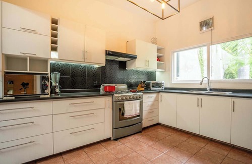 Acapantzingo House | Family & Friends Villa with Pool in Cuernavaca