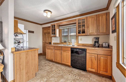 Lake House | Spacious 5BR Lakefront House w/Indoor Pool/Hot Tub, 2 Kitchens, Firepit, & More