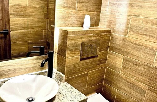 Quito Apartment | Beautiful full house in Quito, with private Jacuzzi