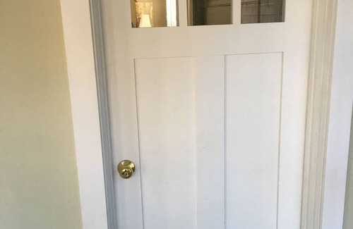 Harwich Port Cottage | NEW LISTING Harwich Port Charming and Quiet 1BR apt Walk to stores & restaurants