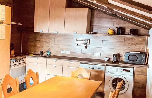 Steinberg am Rofan Apartment | Lovely apartment for 10 guests with hot tub, WIFI, patio, pets allowed and parking