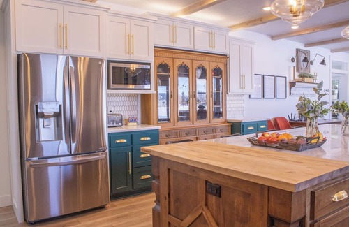 Rigby House | Spacious Country Manor