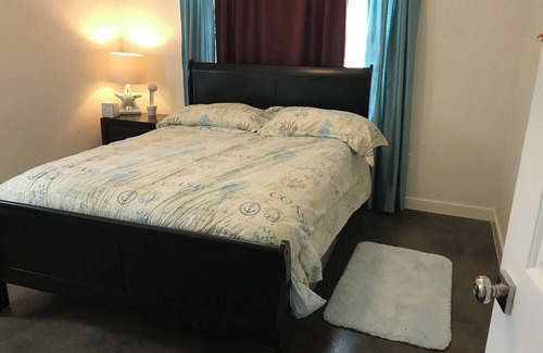 Bastrop House | Charming 3-bedroom house with excellent WiFi and super cold AC in Bastrop