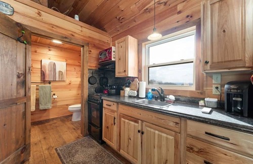 Omaha Cabin | Sunsets-Table Rock Lake-Branson-Thunder Ridge