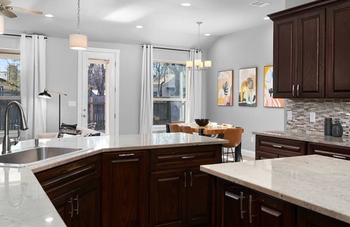 Round Rock House | BOHO Style 5BR Social House LUXE Round Rock