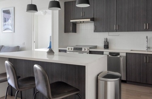 Downtown Tucson Apartment | Barsala l Vibrant 2BD, easy access to shopping, fast Wi-Fi