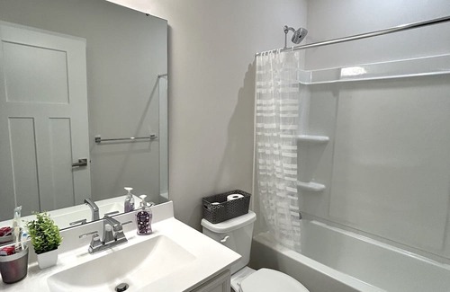 Gibsonia House | Newly built 3-bedroom townhome with comfort and style