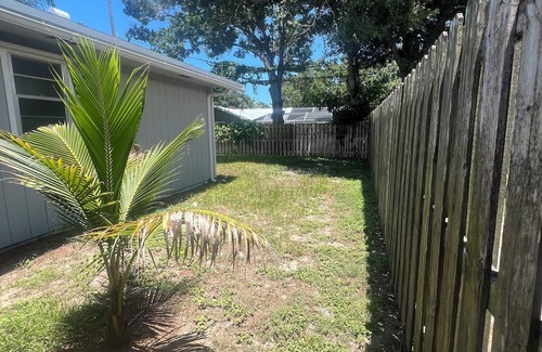 Vero Beach House | Charming 3-bedroom house with AC and WiFi in Vero Beach