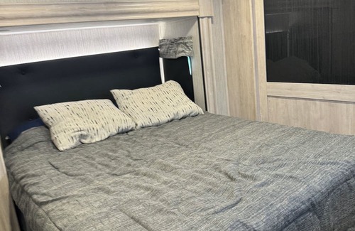 Willis Cabin | Water Front Lake Conroe Camping in Style 2 bedroom 2 bath