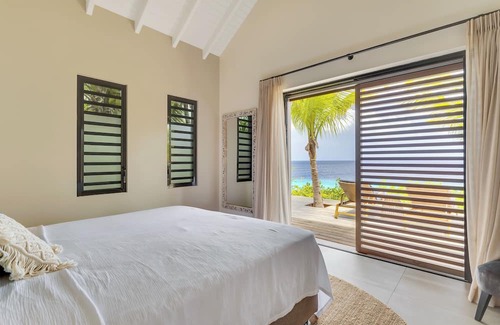 Kralendijk Villa | MOST LUXURY VILLA ON BONAIRE NOW AVAILABLE FOR RENT! WITH YOUR OWN DIVEREEF