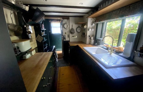 Lewes Cottage | Stylish, cozy centrally located historical cottage in Lewes