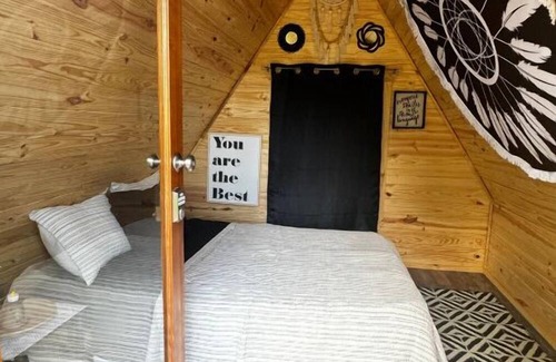 Coldspring House | Cozy Nature A-frame: AC, Heating, Electricity in Coldsprings